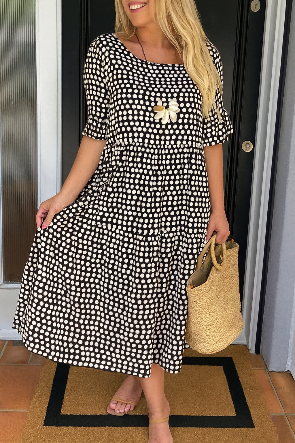 Zerelle™ | Robe Midi Manches Courtes