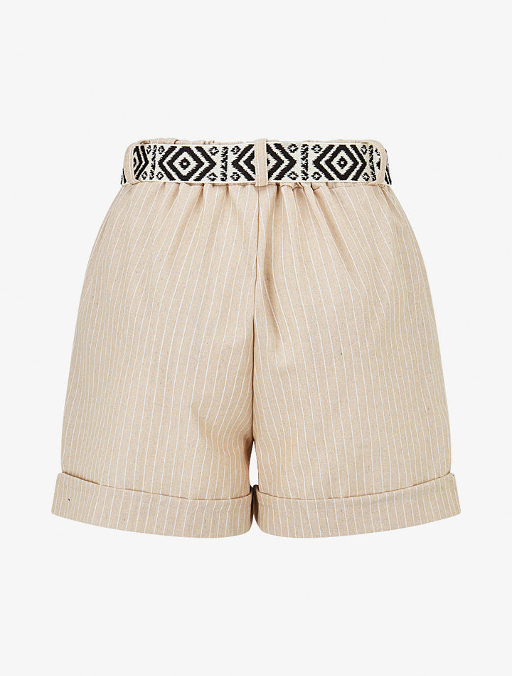 Short rayé ceinturé à revers - Beige