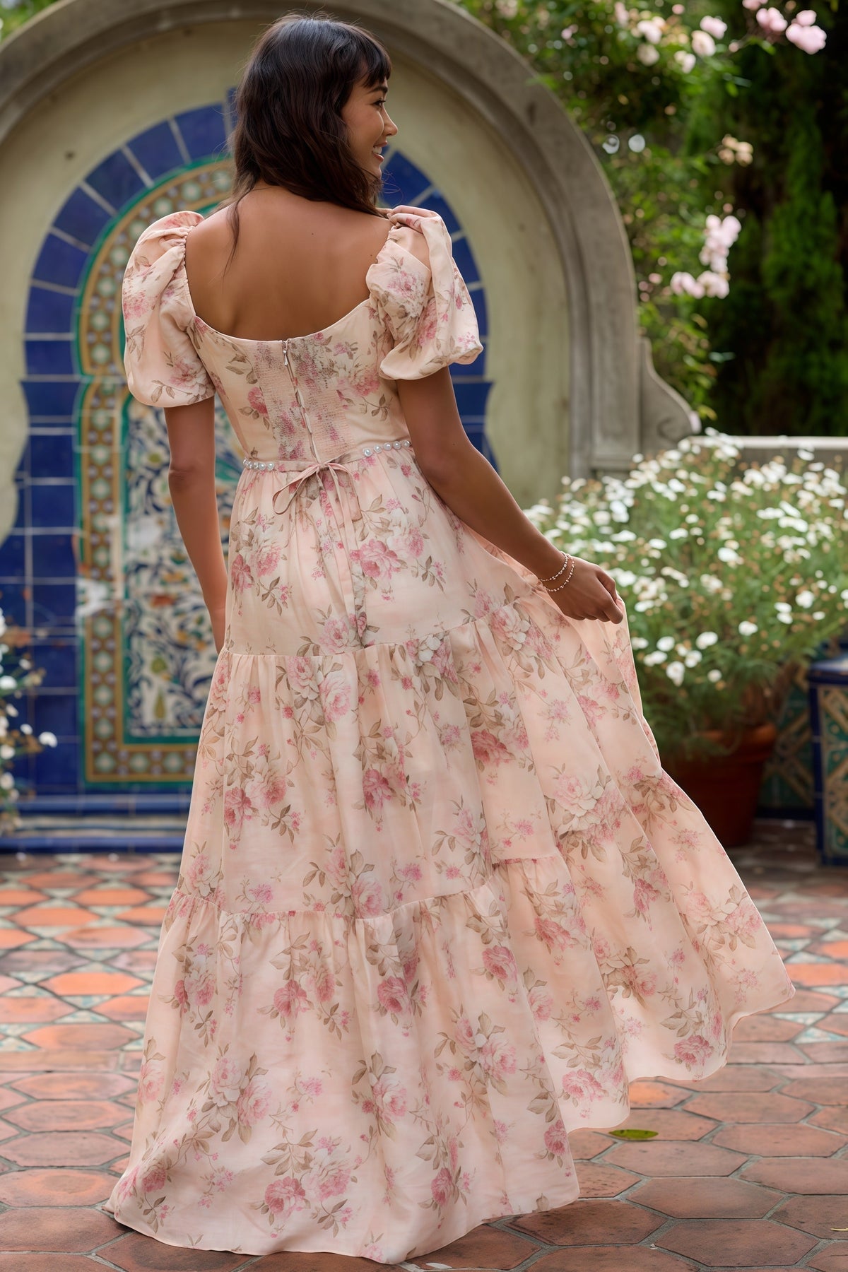 Layla™ | Robe élégante aérienne